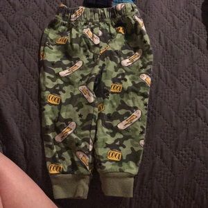 Gently used baby clothes